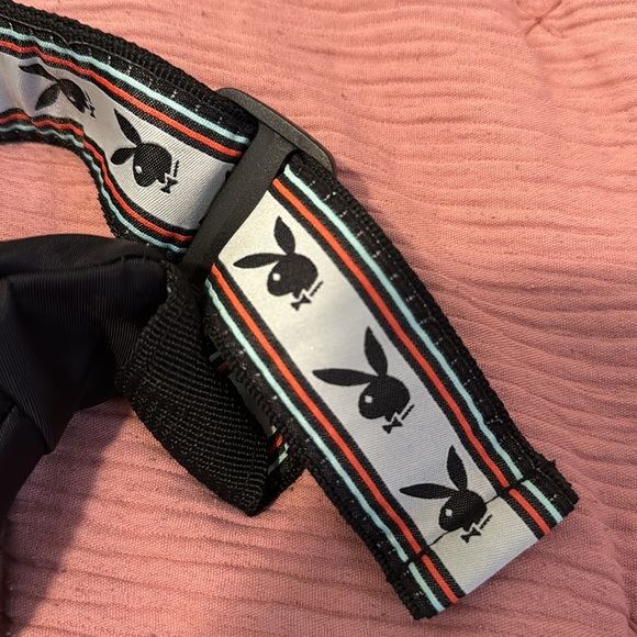 playboy fanny pack 🐰 - Picture 2 of 4